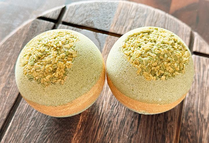 Bombe de bain artisanale - Mer enchantée - Grande (Luxe) avec huiles essentielles de romarin et d'eucalyptus