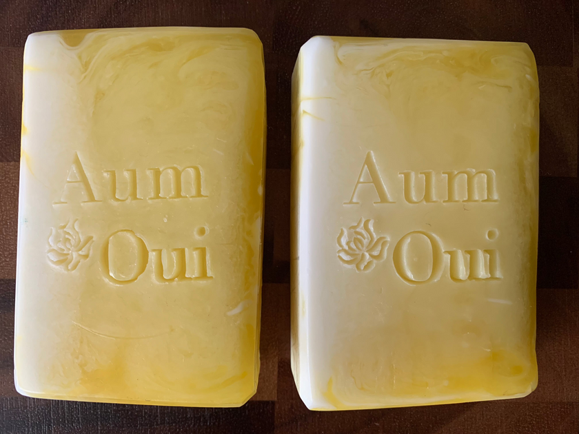 Pain de savon artisanal - Citron et rose (glycérine et lait)