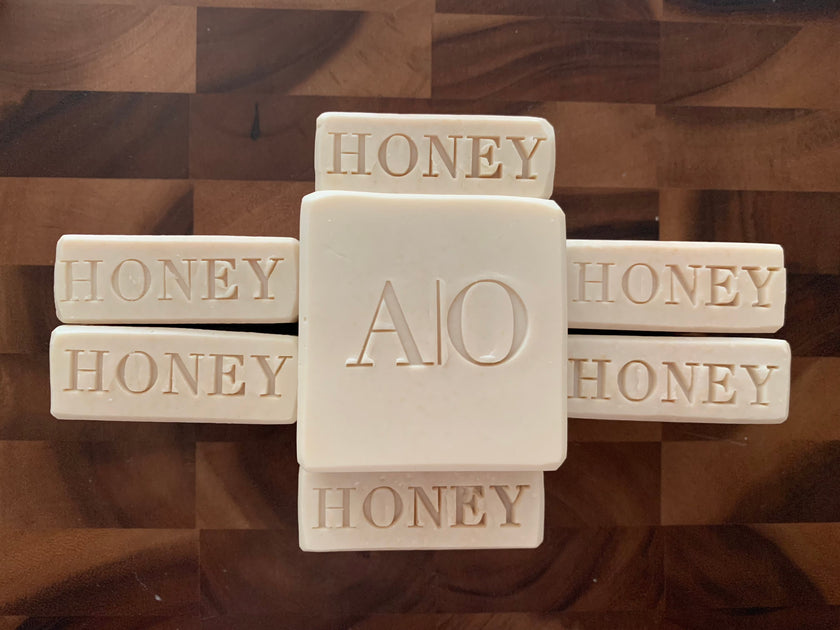 Artisan Soap Bar - Honey (Premium)