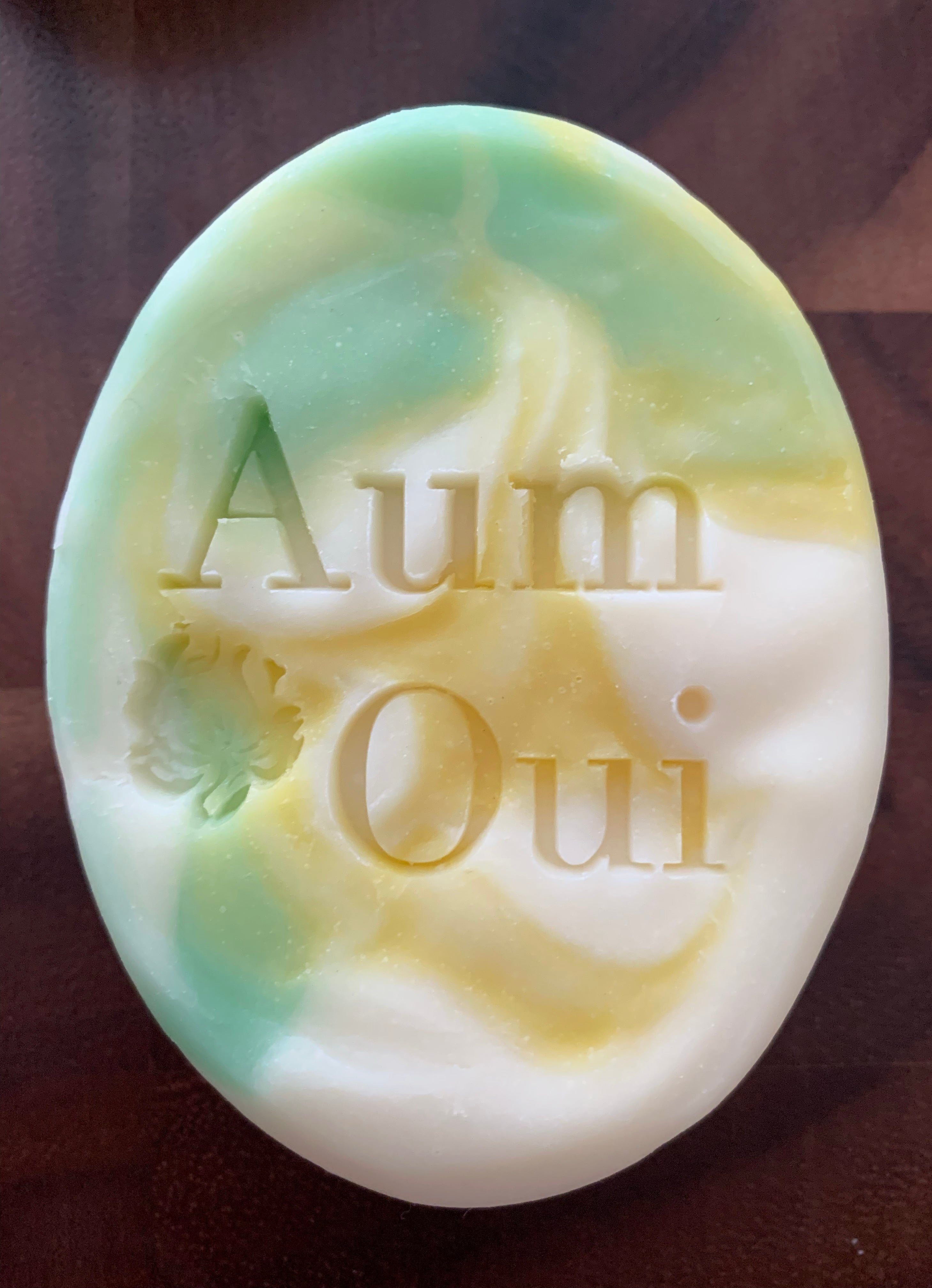 Oval, Lemongrass - Artisan Soap Bar (Basique)