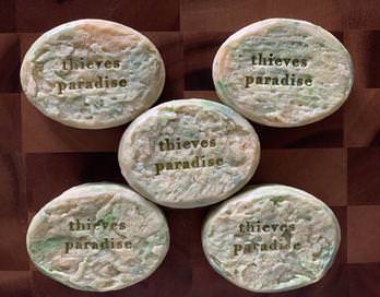 Pain de savon artisanal - Thieves Paradise (Premium), Rustique