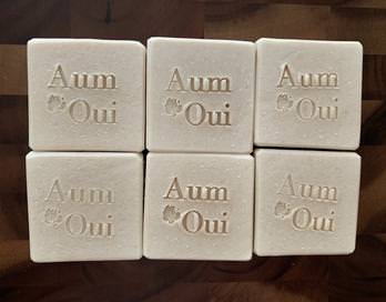 Barre de savon artisanale - Purement noix de coco (Basique), non parfumée